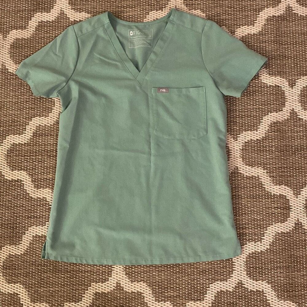 Figs scrubs top women’s size extra small